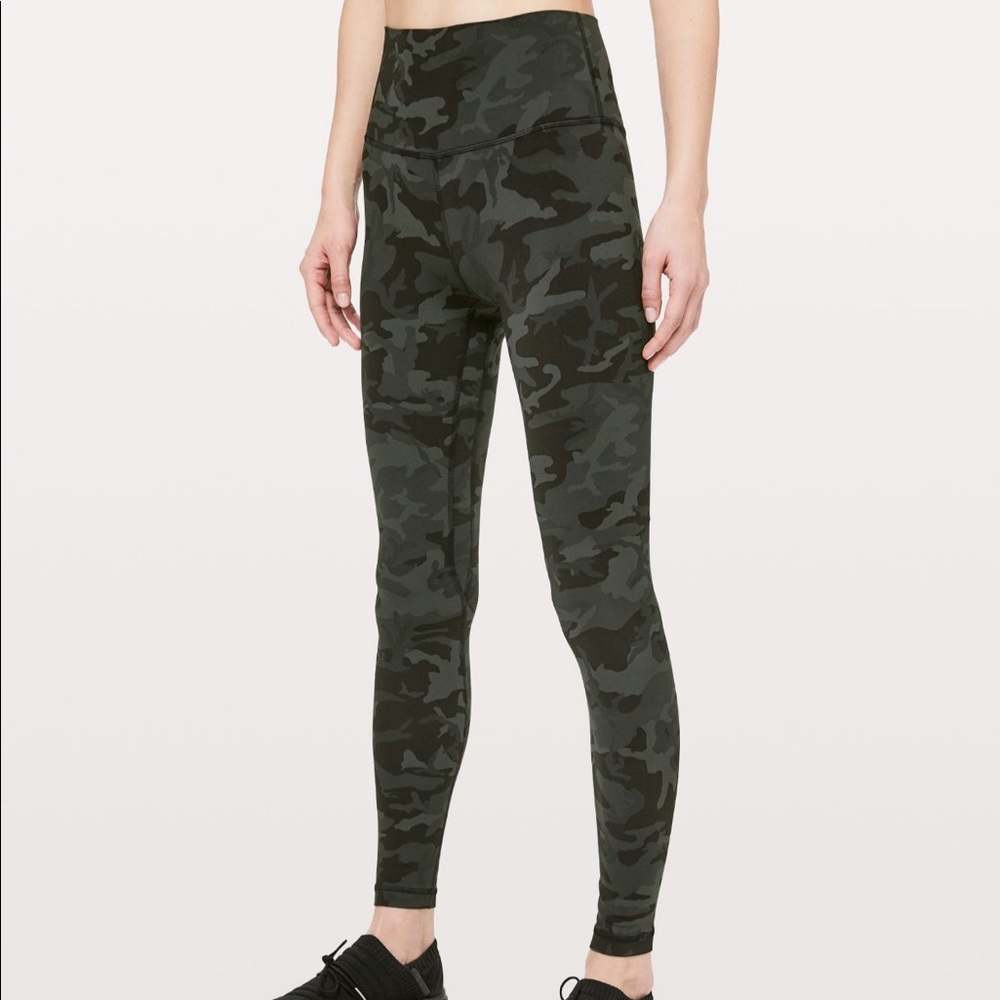 ❌ SOLD ❌ LULULEMON Align - Green Camo